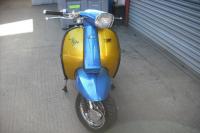 Scooter gallery photo 9